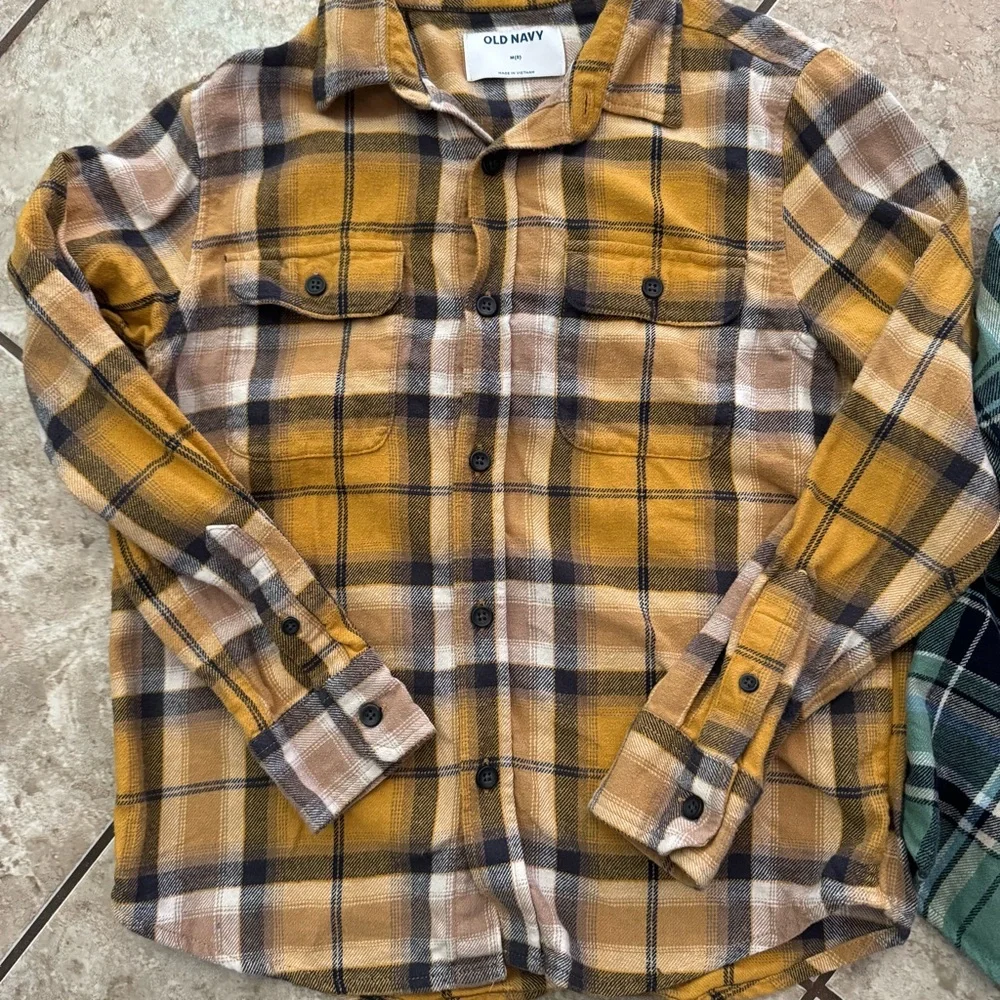 Old Navy Boys Flannel Shirt Bundle Size‎ M 8 Green And Yellow